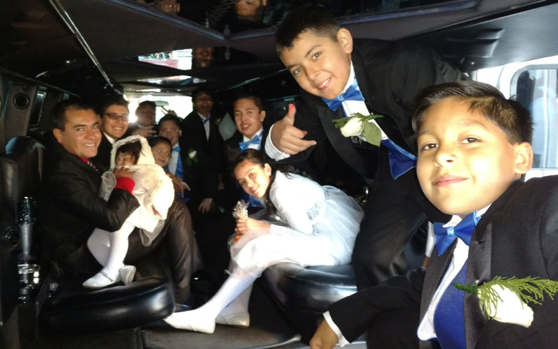 group-of-chambelanos-and-damas-quinceara-limo-service-san-diego