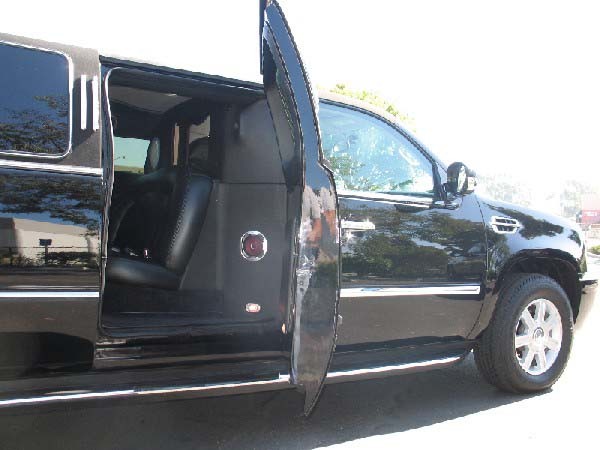 black 18 Passenger Escalade Limo 5th door